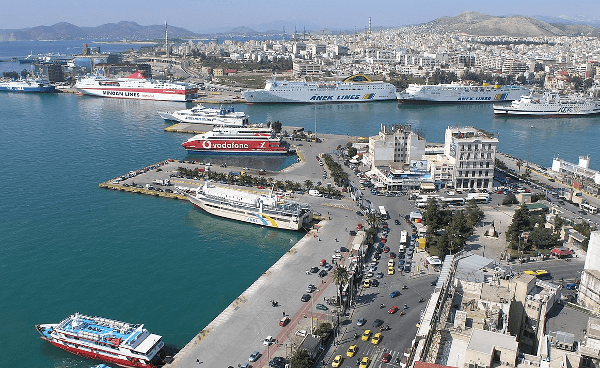 piraeus port greece