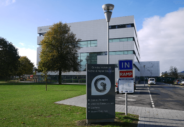grimsby institute campus
