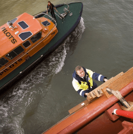 USCG First Class Pilot License Requirements - Merchant Mariner Credential